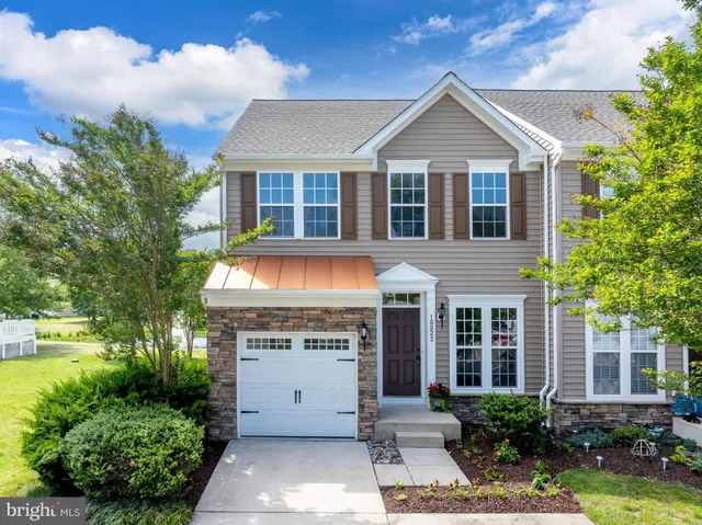 $329,900 | 10023 Iron Pointe Drive Extension, Unit 201B2, Millsboro, DE 19966