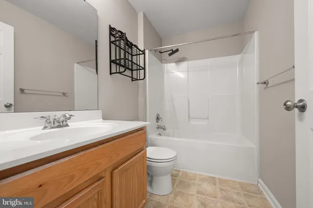 $329,900 | 10023 Iron Pointe Drive Extension, Unit 201B2, Millsboro, DE 19966