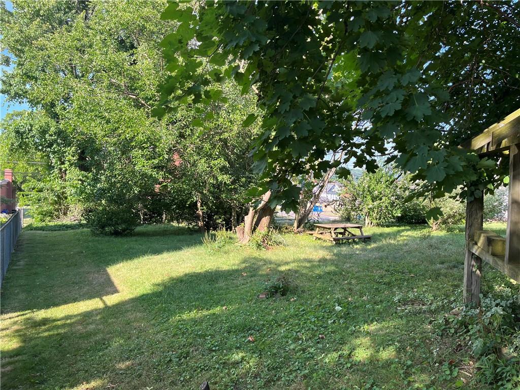 1210 Ridge Avenue Coraopolis, PA 15108 - Photo 9 of 11 Gallery Image 9