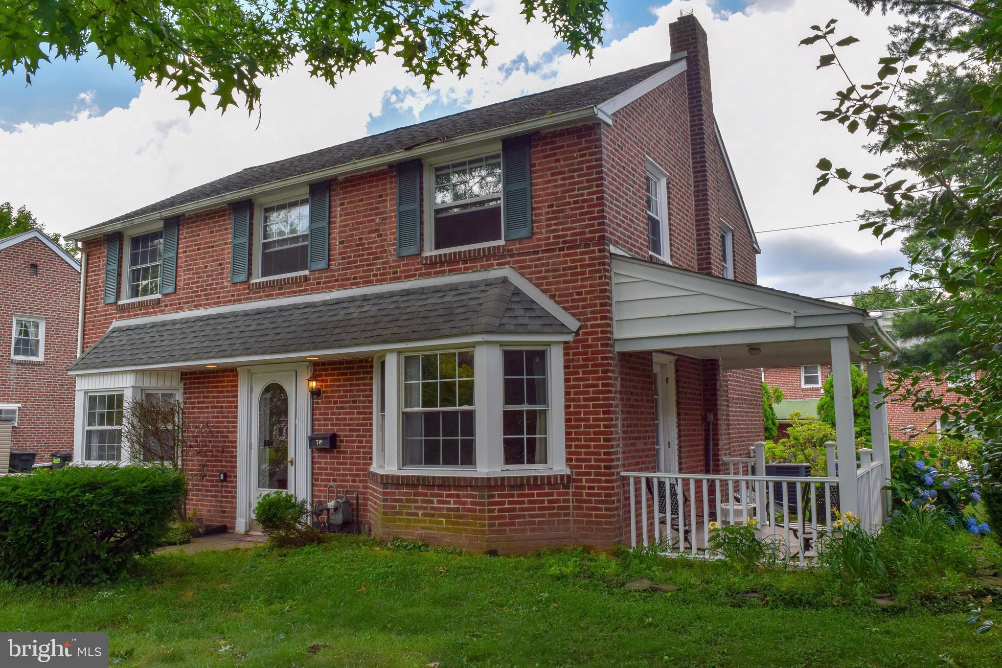 719 Buttonwood Drive Springfield, PA 19064 - Photo 1 of 31 719 Buttonwood Drive front
