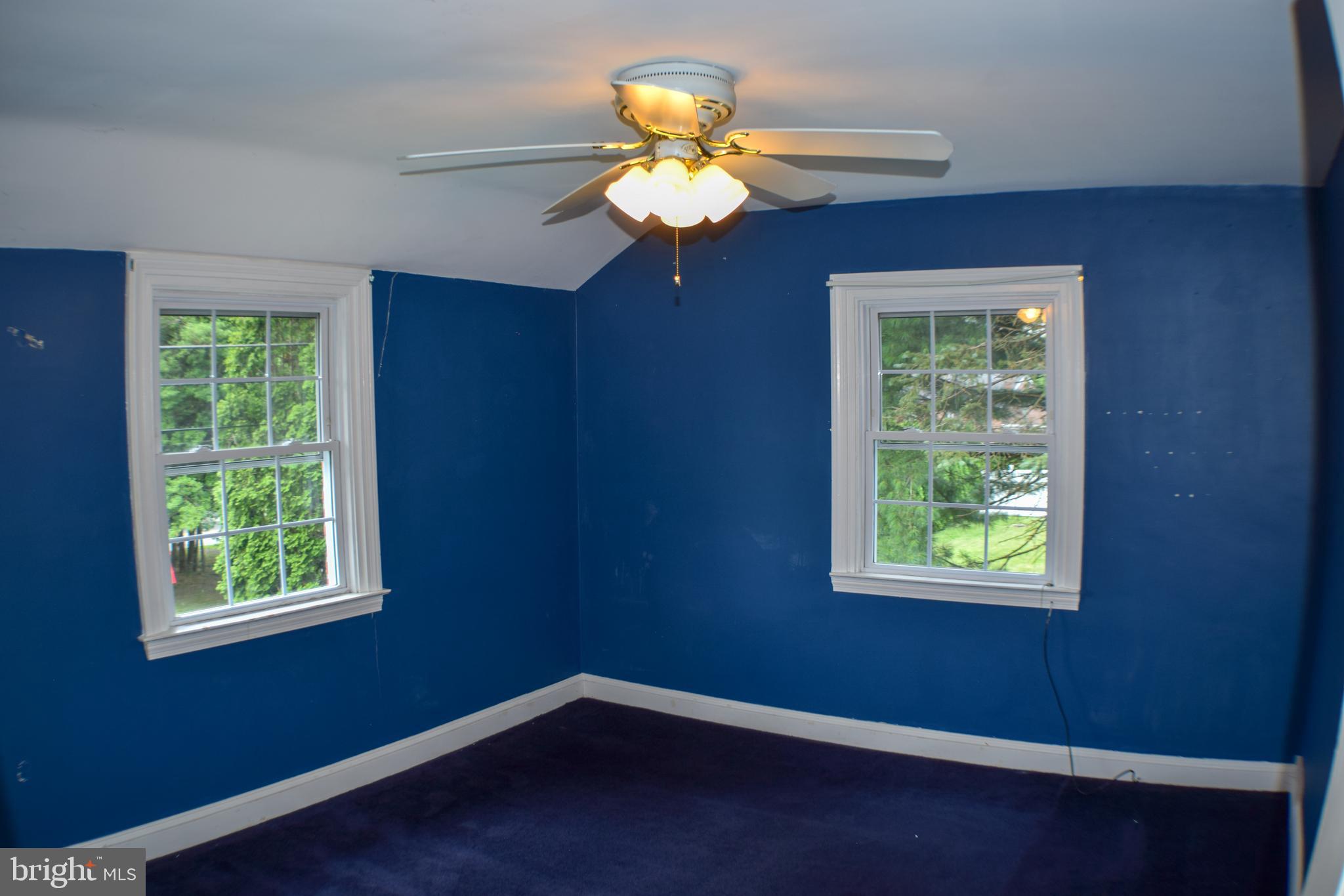 719 Buttonwood Drive Springfield, PA 19064 - Photo 12 of 31 719 Buttonwood Drive Bedroom 2