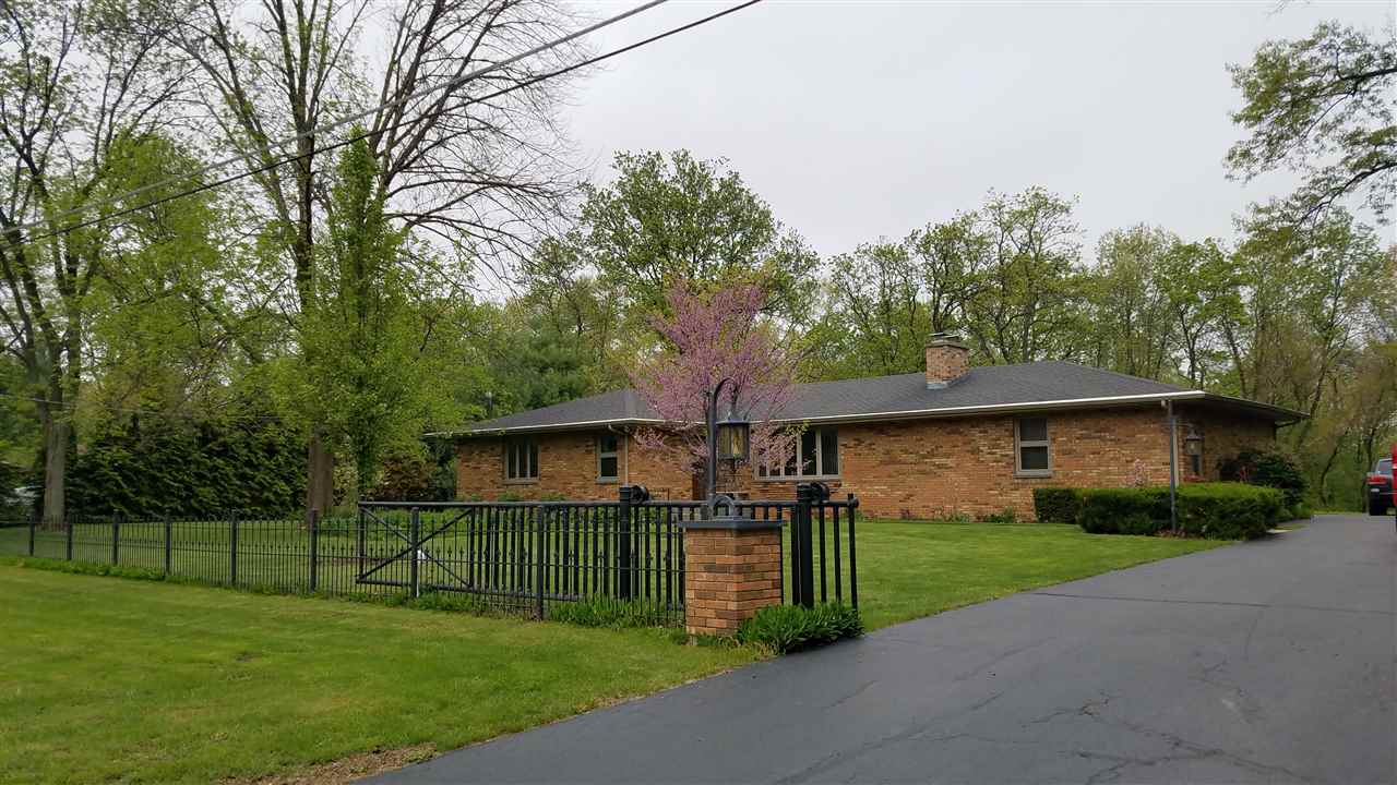 6511 North Deer Path Road Oregon, IL 61061 - Photo 1 of 25 Gallery Image 1