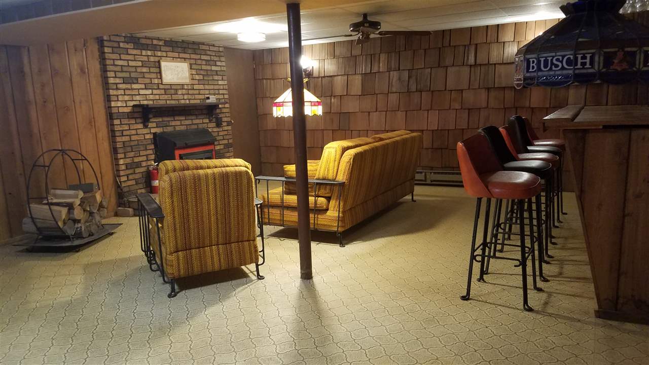 6511 North Deer Path Road Oregon, IL 61061 - Photo 15 of 25 Gallery Image 15