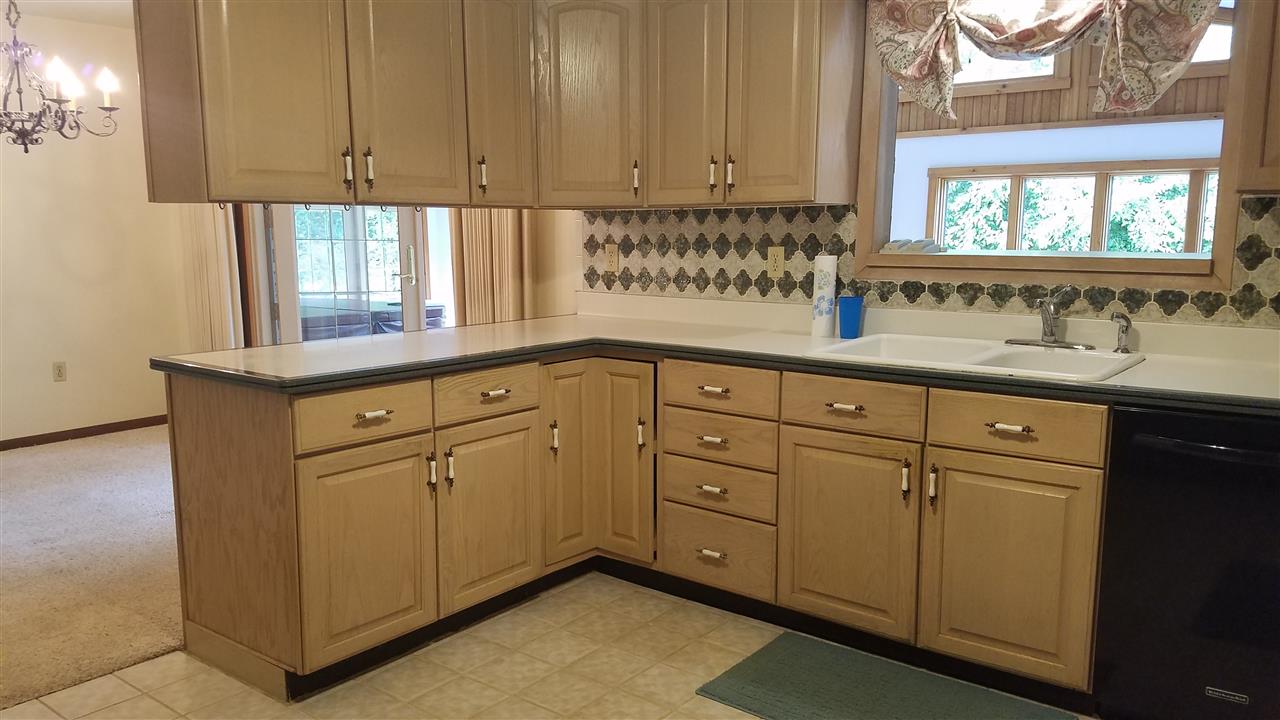 6511 North Deer Path Road Oregon, IL 61061 - Photo 5 of 25 Gallery Image 5