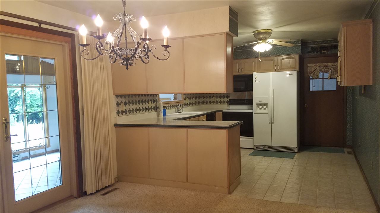 6511 North Deer Path Road Oregon, IL 61061 - Photo 6 of 25 Gallery Image 6