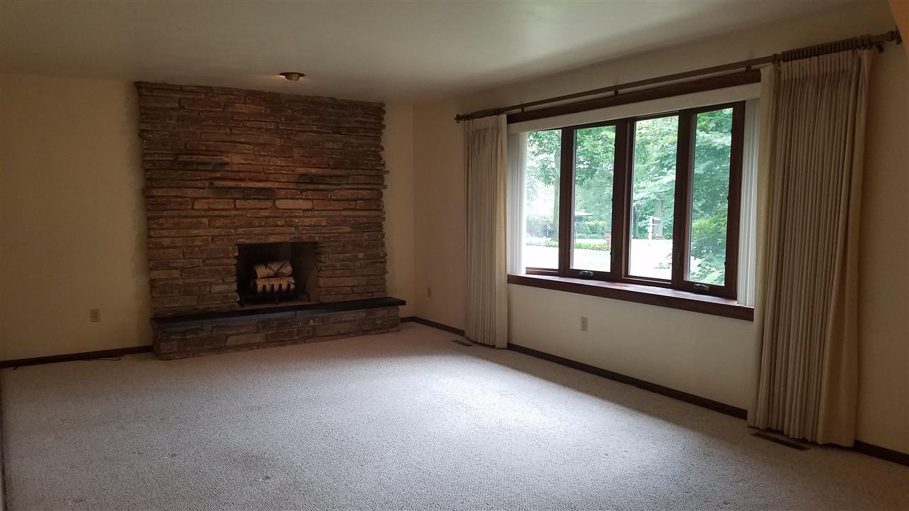 6511 North Deer Path Road Oregon, IL 61061 - Photo 9 of 25 Gallery Image 9