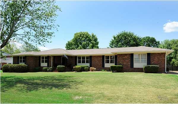 155 Masters Road Hixson, TN 37343 - Photo 1 of 36 Primary Photo