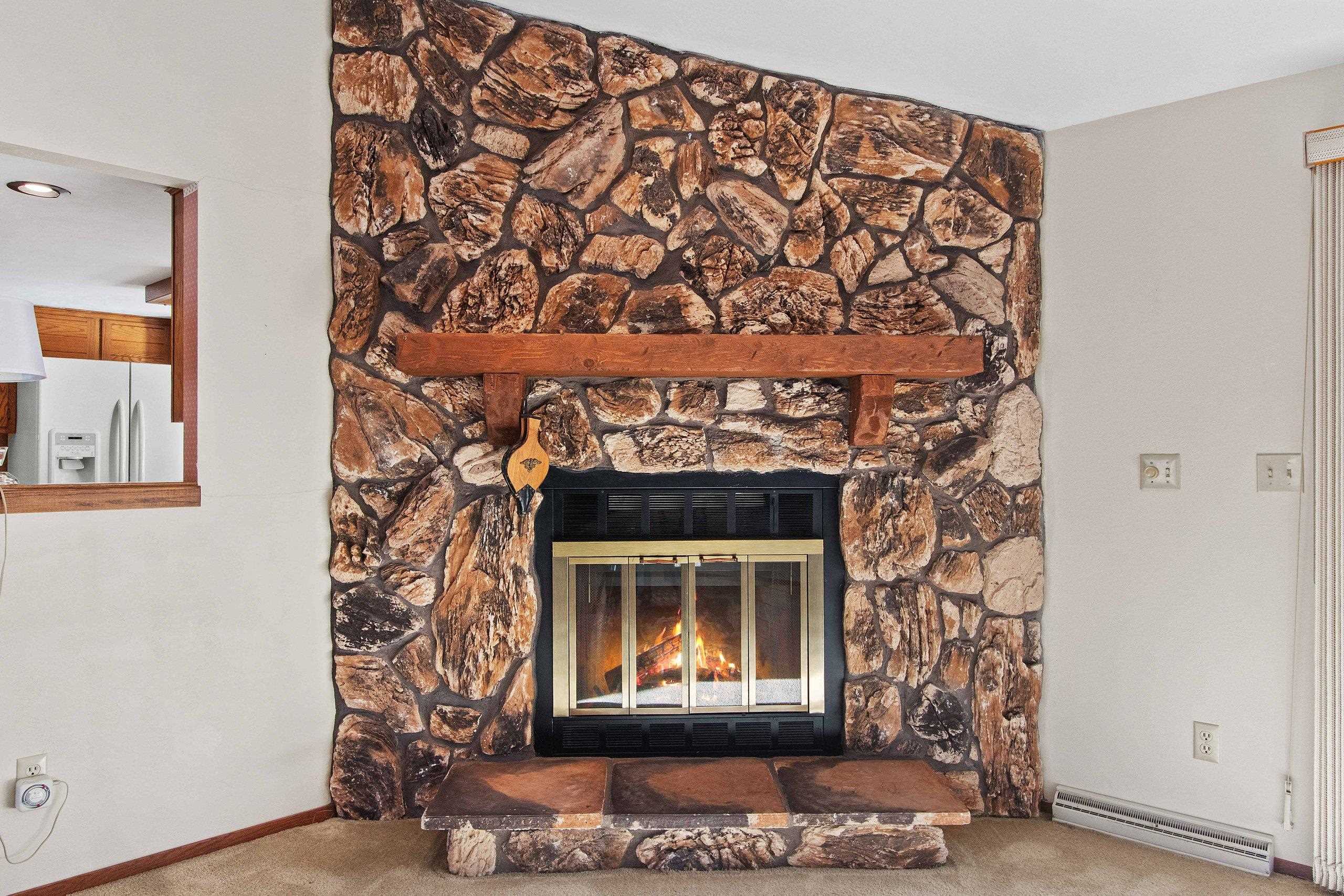 2445 Ingold Court Green Bay, WI 54313 - Photo 24 of 51