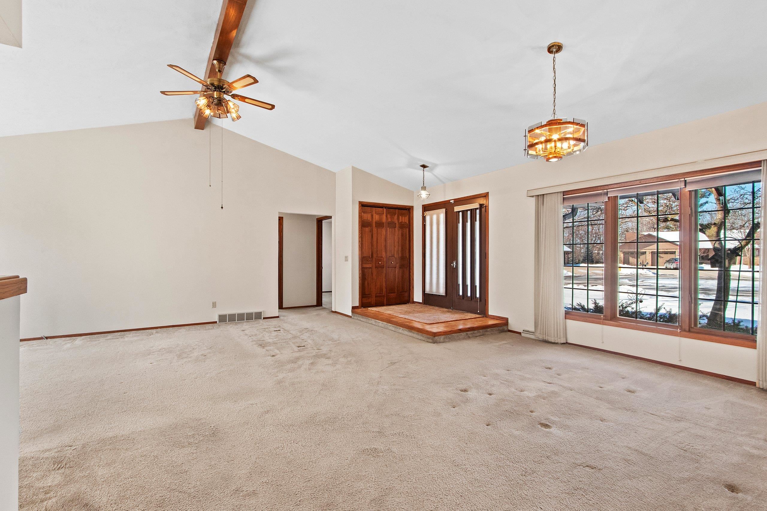 2445 Ingold Court Green Bay, WI 54313 - Photo 25 of 51