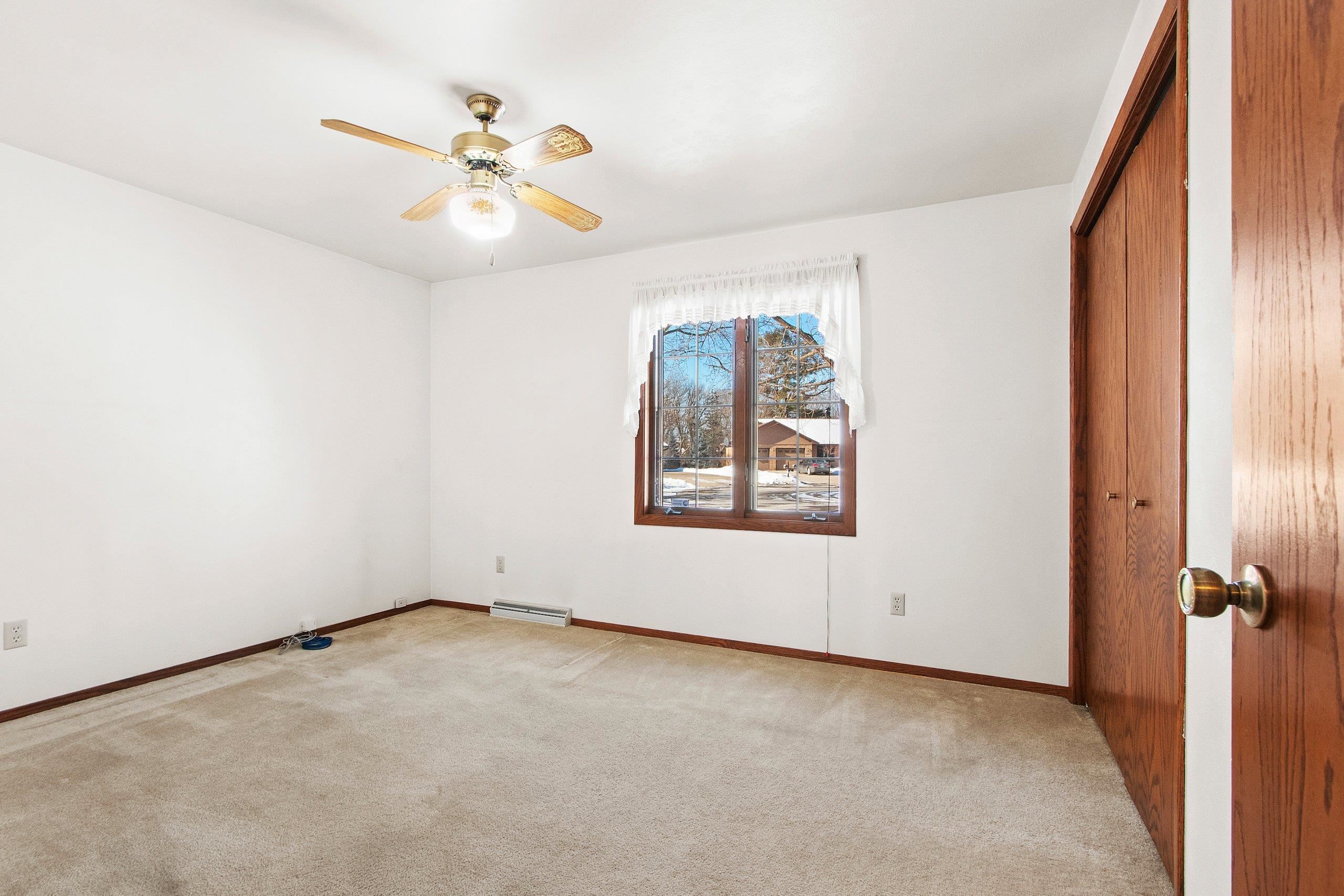 2445 Ingold Court Green Bay, WI 54313 - Photo 43 of 51