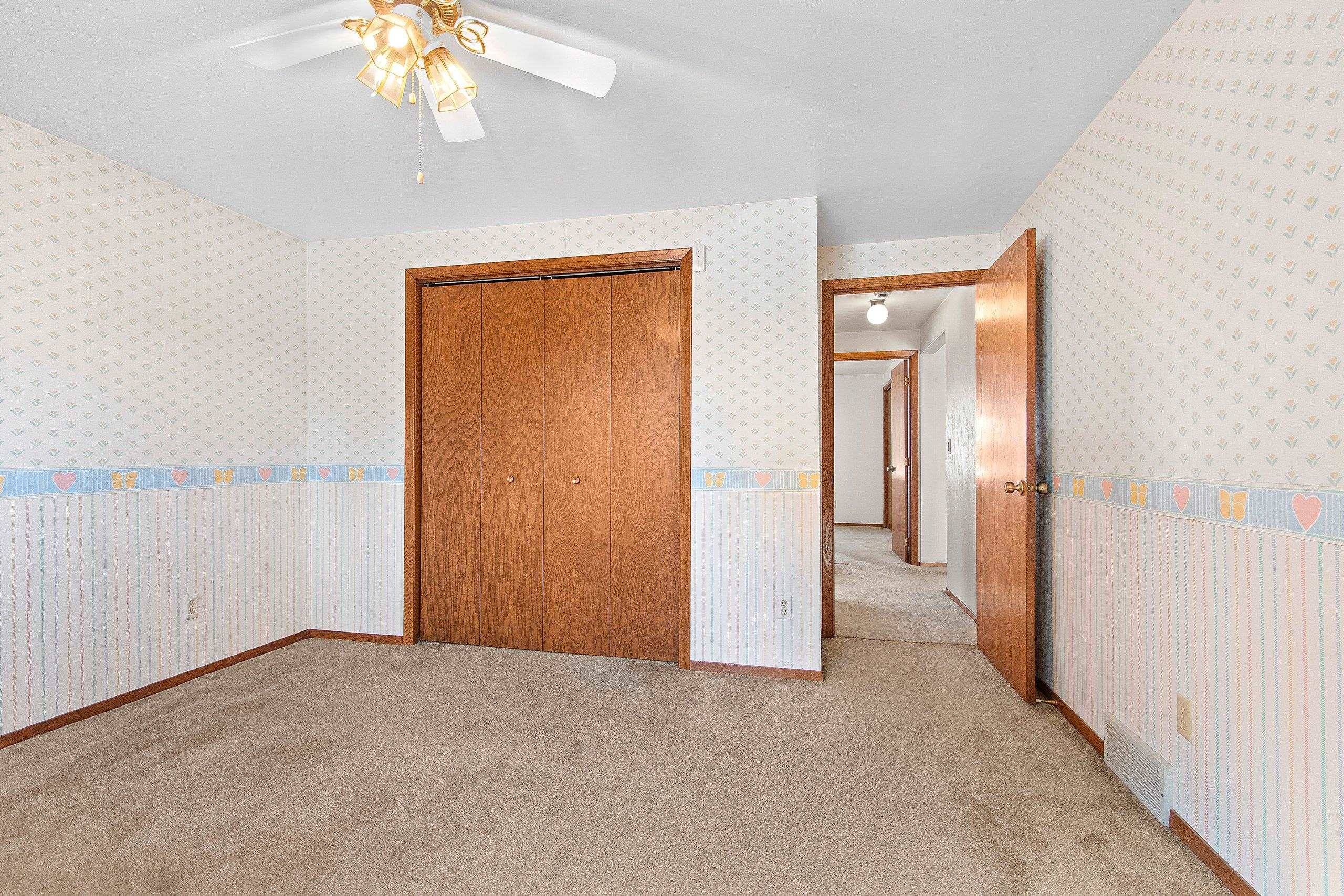 2445 Ingold Court Green Bay, WI 54313 - Photo 47 of 51