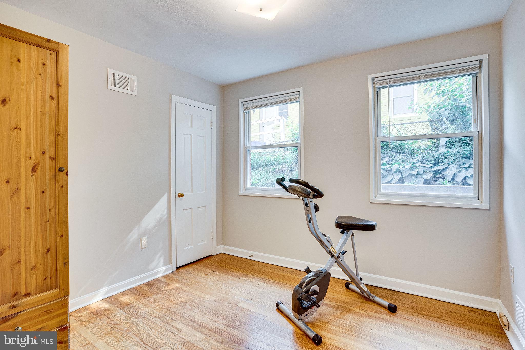 708 Forest Glen Road Silver Spring, MD 20901 - Photo 32 of 91