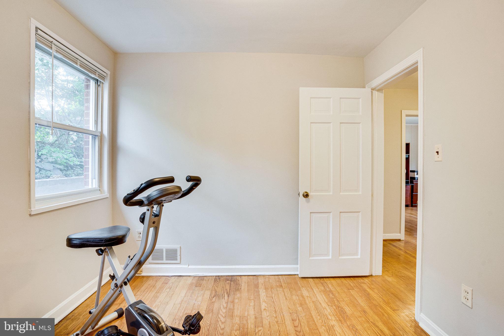 708 Forest Glen Road Silver Spring, MD 20901 - Photo 33 of 91
