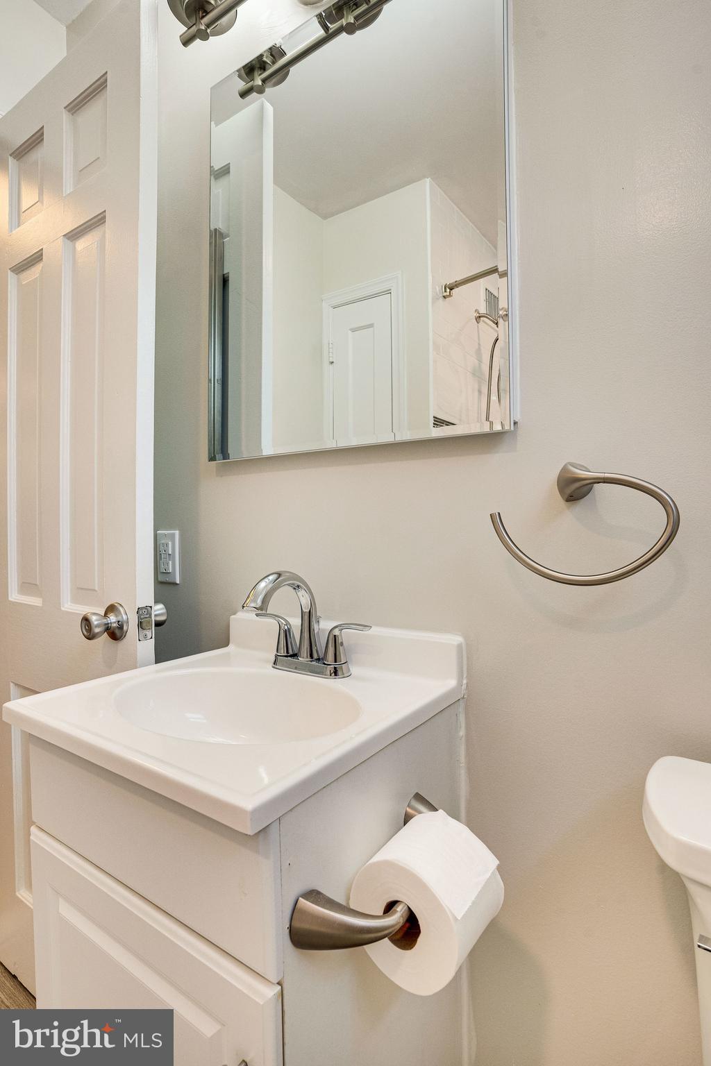 708 Forest Glen Road Silver Spring, MD 20901 - Photo 37 of 91