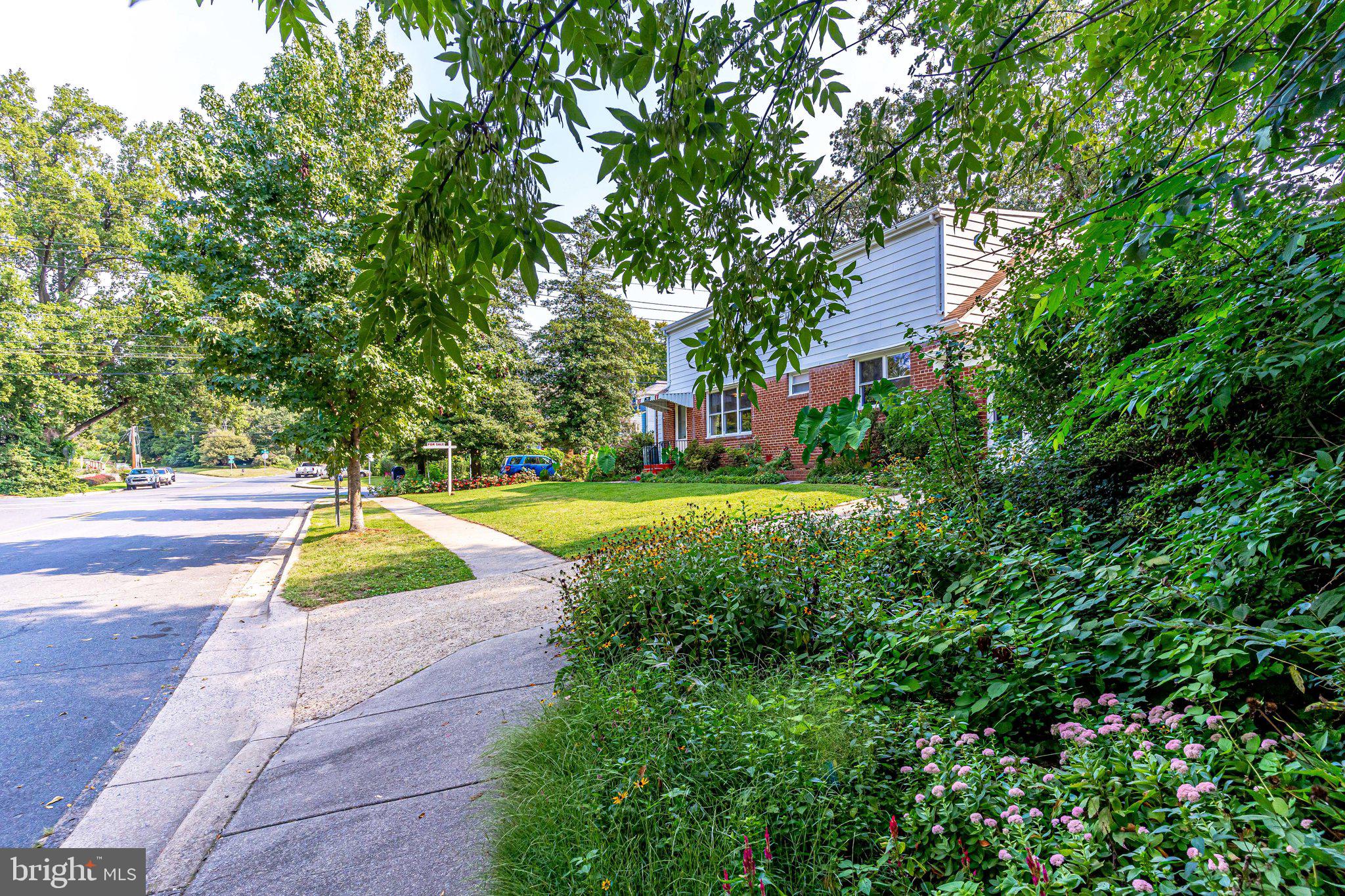 708 Forest Glen Road Silver Spring, MD 20901 - Photo 5 of 91