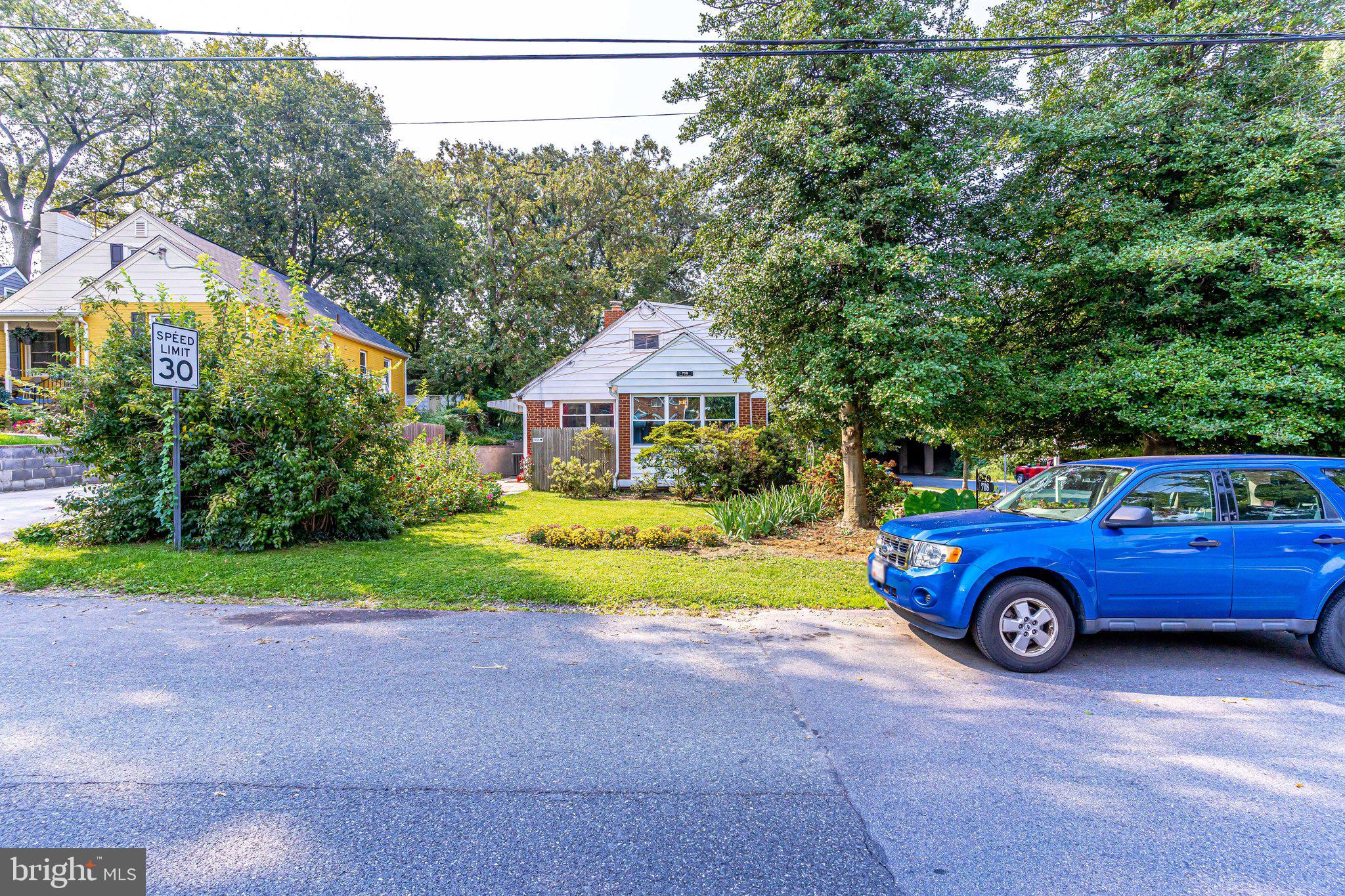 708 Forest Glen Road Silver Spring, MD 20901 - Photo 8 of 91