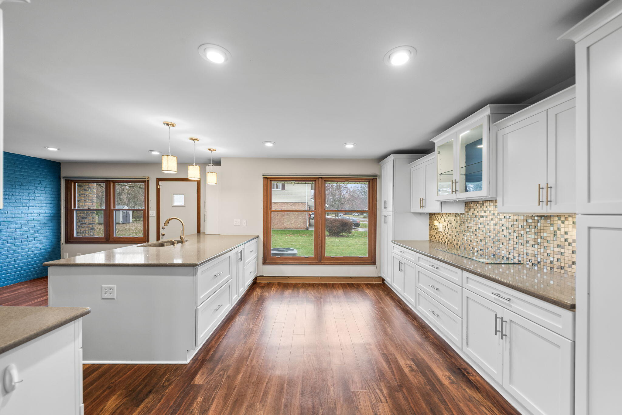 2595 West 65th Avenue Merrillville, IN 46410 - Photo 11 of 36 2048x1367