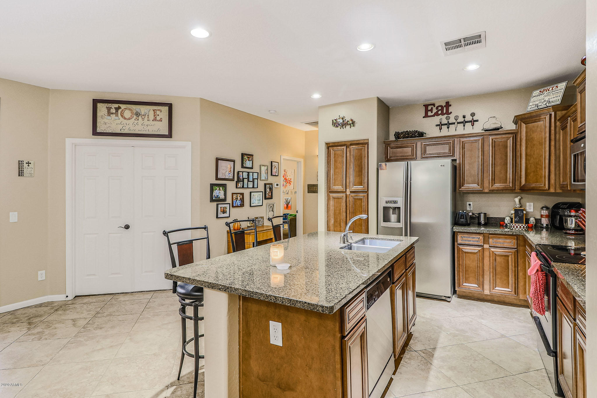 15370 West Bloomfield Road Surprise, AZ 85379 - Photo 8 of 16 B (10)