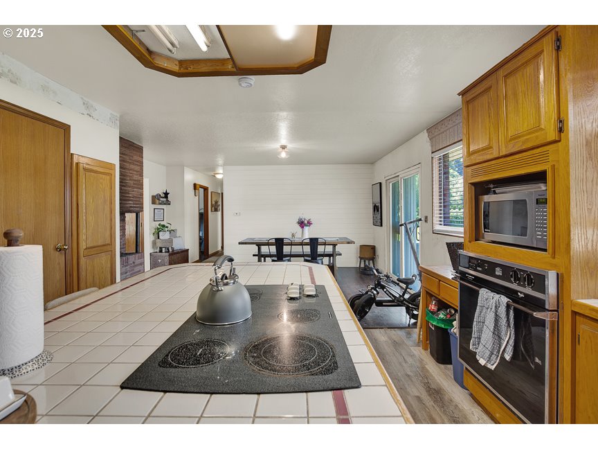 3410 Southeast Hillyard Road Gresham, OR 97080 - Photo 12 of 41