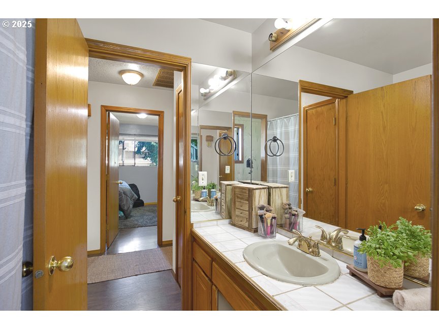 3410 Southeast Hillyard Road Gresham, OR 97080 - Photo 19 of 41