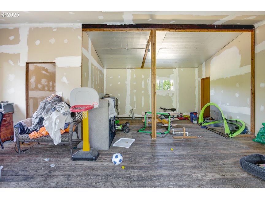 3410 Southeast Hillyard Road Gresham, OR 97080 - Photo 21 of 41