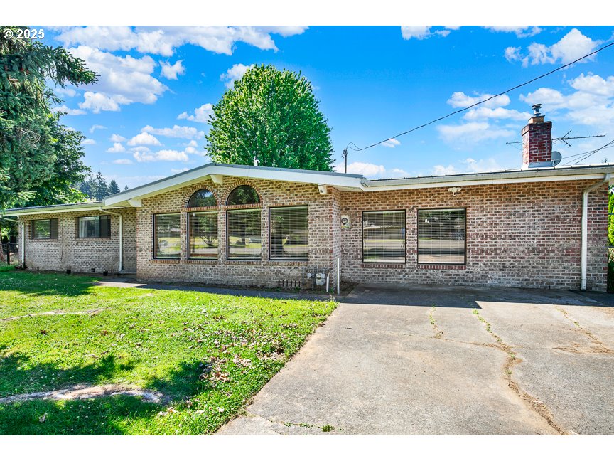 3410 Southeast Hillyard Road Gresham, OR 97080 - Photo 3 of 41