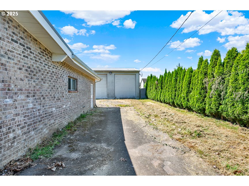 3410 Southeast Hillyard Road Gresham, OR 97080 - Photo 33 of 41