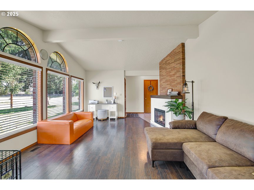 3410 Southeast Hillyard Road Gresham, OR 97080 - Photo 5 of 41