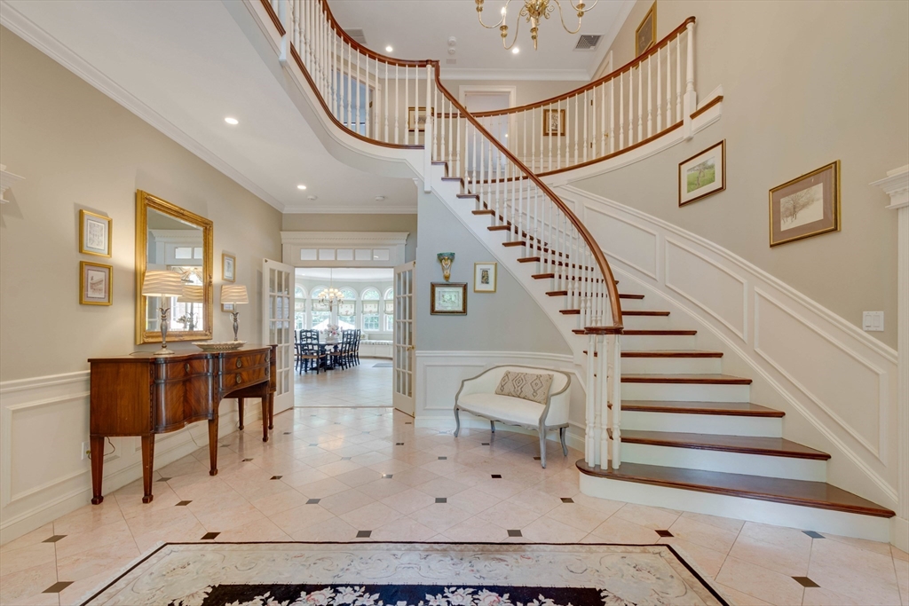 4 Wren Circle North Reading, MA 01864 - Photo 3 of 42