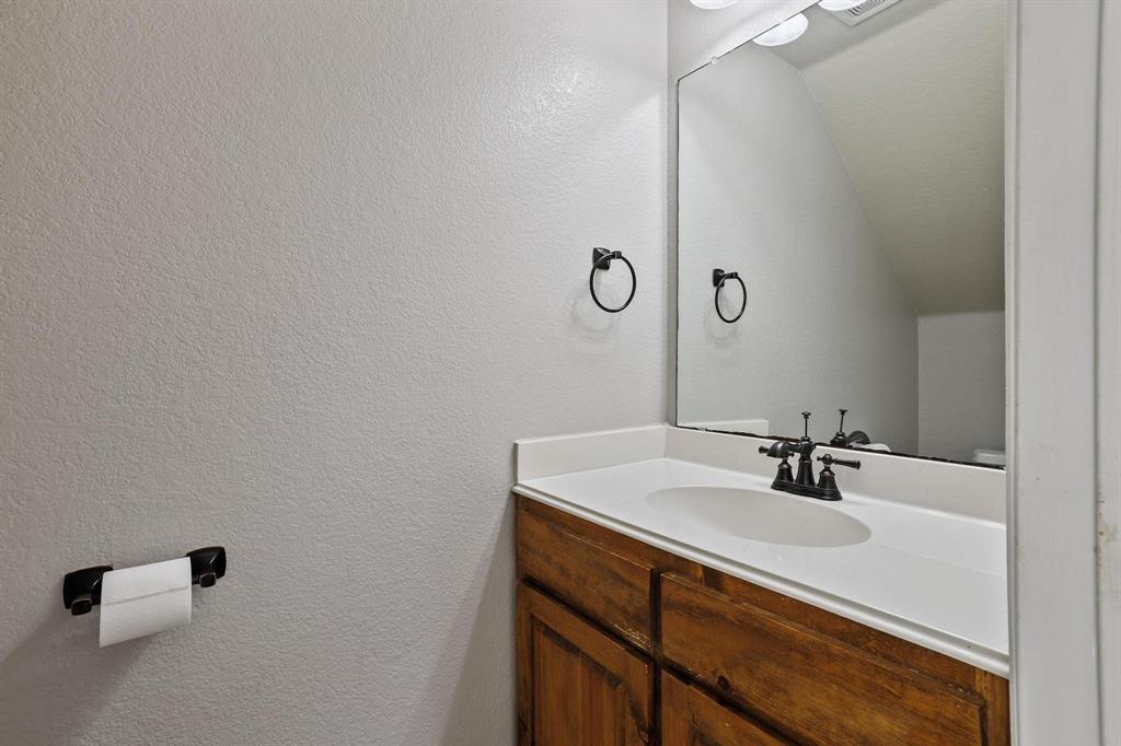 121 Sunset Lane Whitewright, TX 75491 - Photo 16 of 40