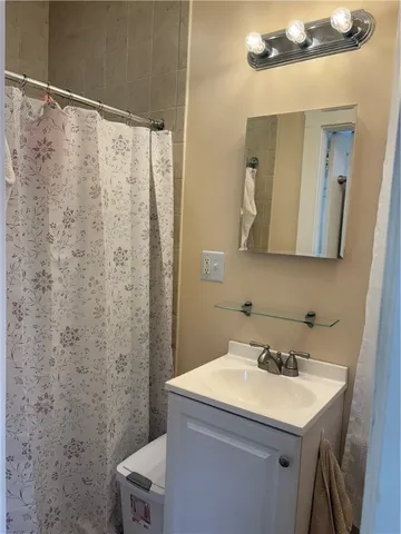 $490,000 | 65 Maple Avenue, Middletown, RI 02842