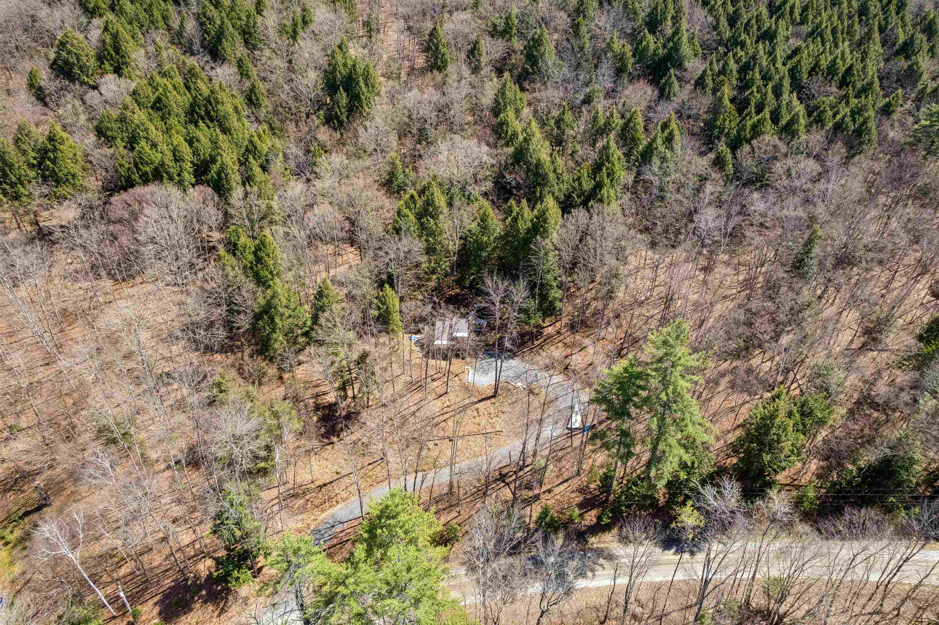 167 Leons Lane Sharon, VT 05068 - Photo 13 of 23