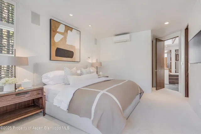 $90,000 | 708 East Hyman Avenue, Aspen, CO 81611