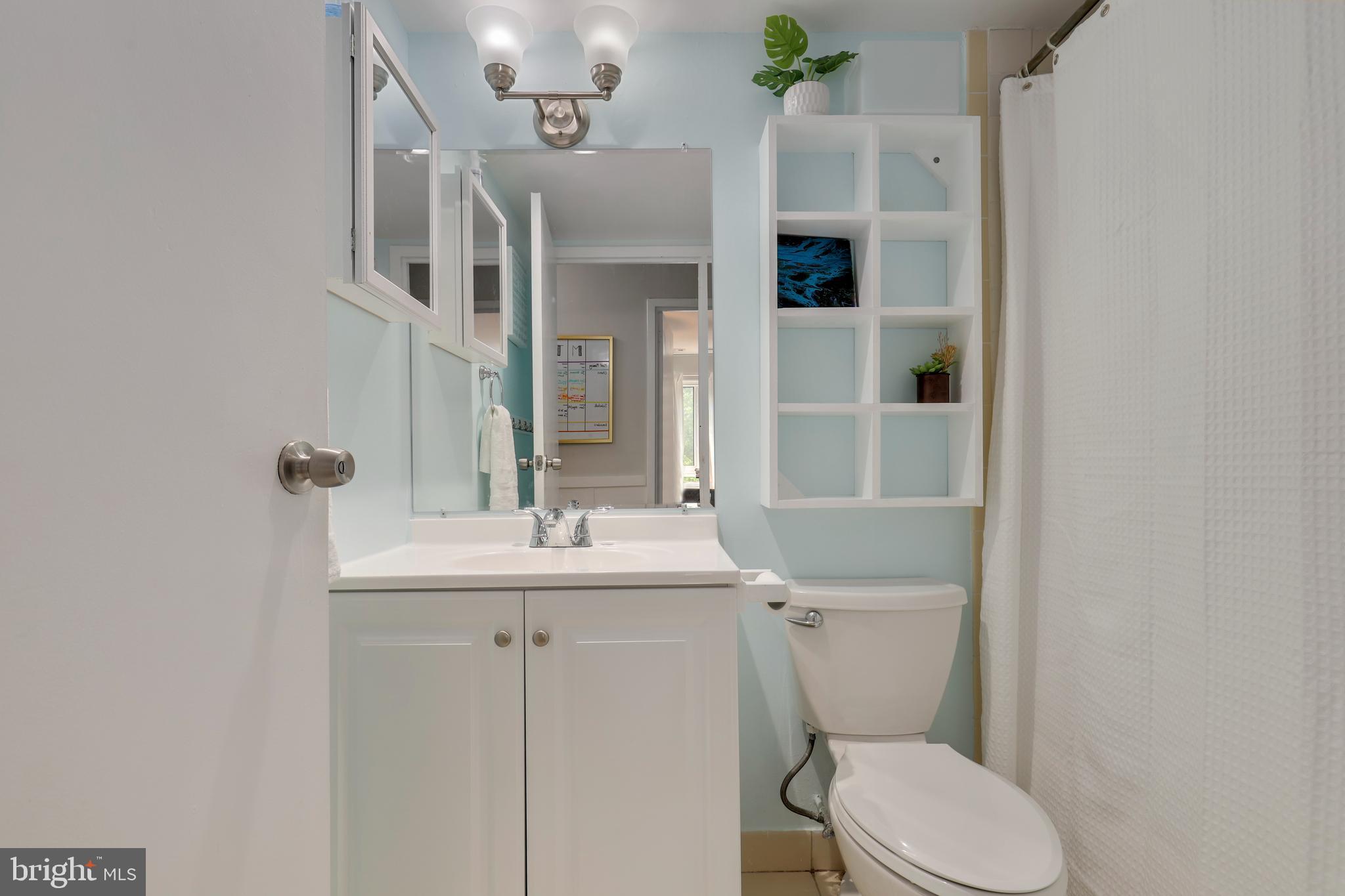 11216 Chestnut Grove Square, Unit 318 Reston, VA 20190 - Photo 20 of 32 Gallery Image 20