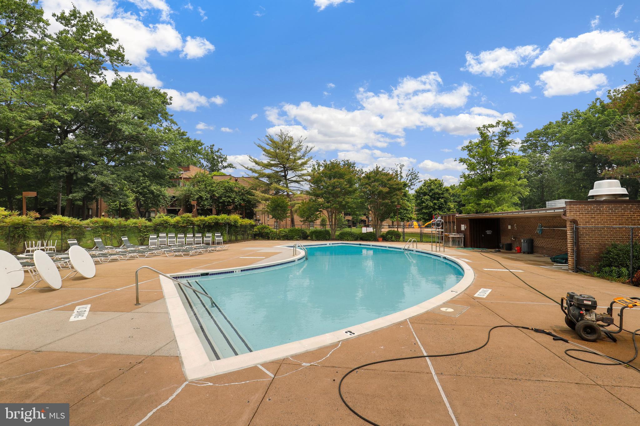 11216 Chestnut Grove Square, Unit 318 Reston, VA 20190 - Photo 25 of 32 Gallery Image 25