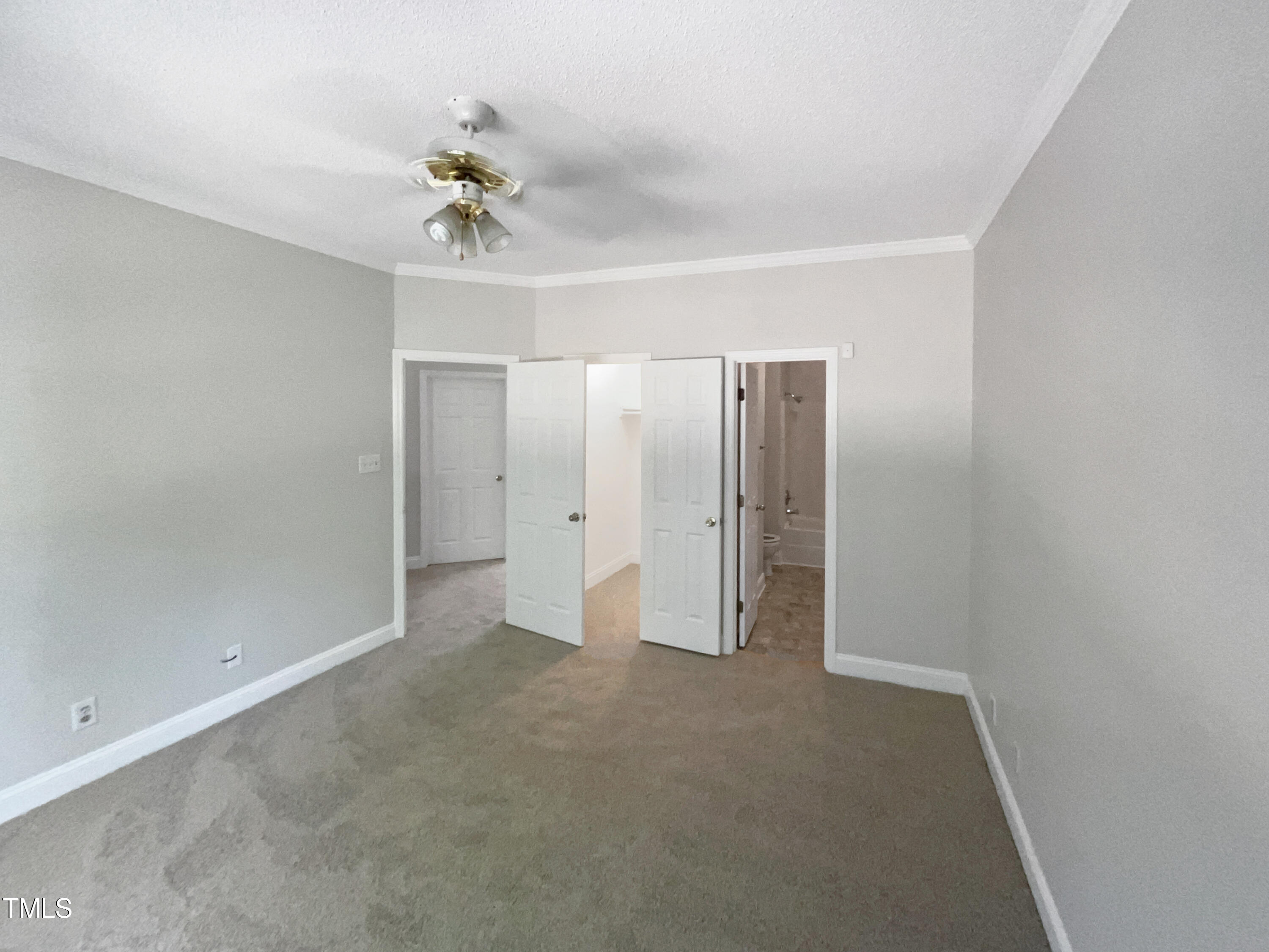 4117 Beaufain Street Raleigh, NC 27604 - Photo 14 of 24 a view of an empty room with a window