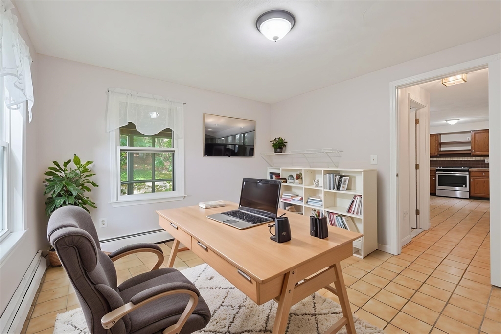 16 Blacksmith Road Cumberland, RI 02864 - Photo 17 of 36