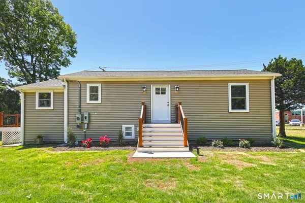 $489,900 | 233 Chapel Street, Milford, CT 06460