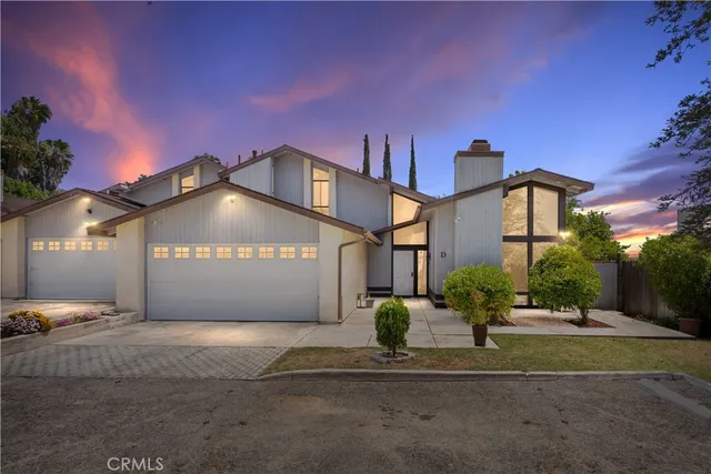 $339,000 | 3319 Maywood Drive, Unit 1, Bakersfield, CA 93306