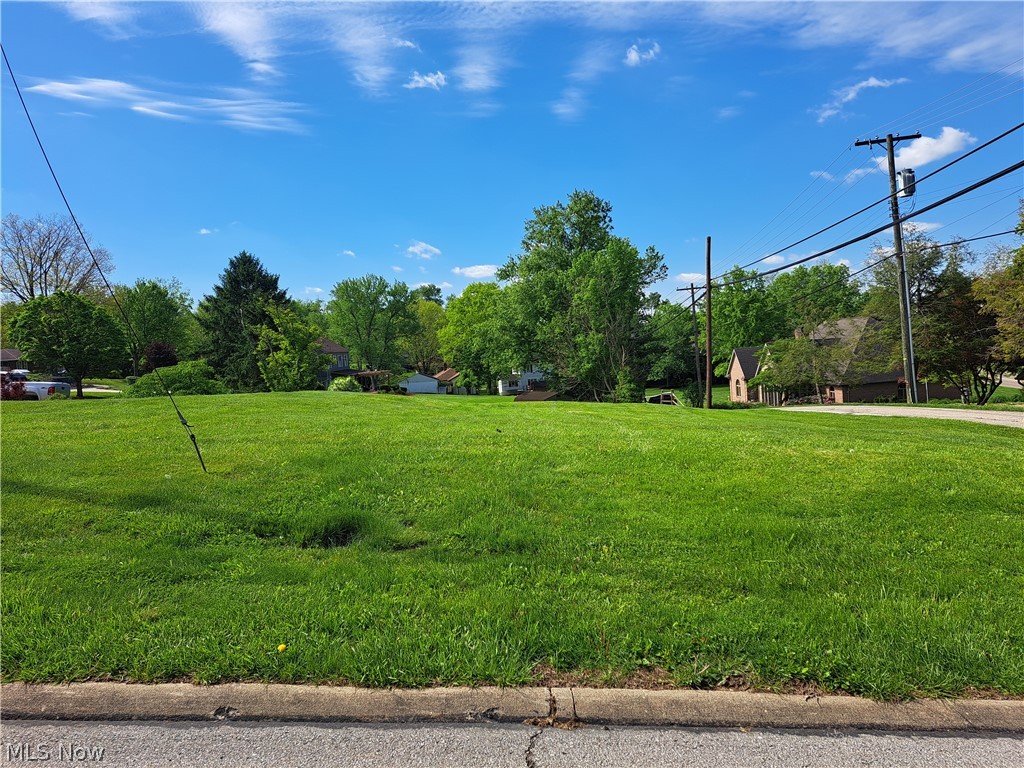 1724 Brenton Road Cambridge, OH 43725 - Photo 4 of 12