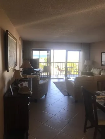 $3,550 | 1001 Benjamin Franklin Drive, Unit 608, Sarasota, FL 34236