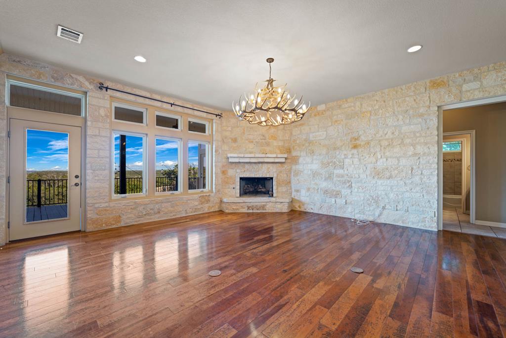 326 River Valley Road South Ingram, TX 78025 - Photo 17 of 68 Great Room