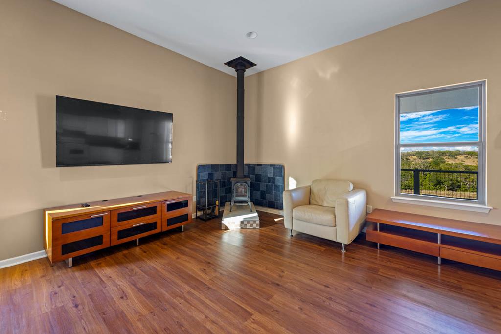 326 River Valley Road South Ingram, TX 78025 - Photo 60 of 68 Barndo Living Room