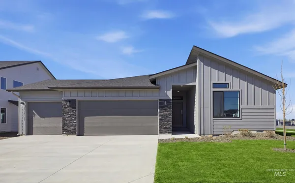$469,990 | 8319 East Presley Court, Nampa, ID 83687