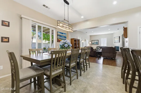 $699,990 | 905 Valerie Lane, Tehachapi, CA 93561