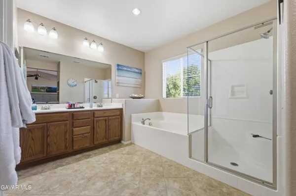 $699,990 | 905 Valerie Lane, Tehachapi, CA 93561