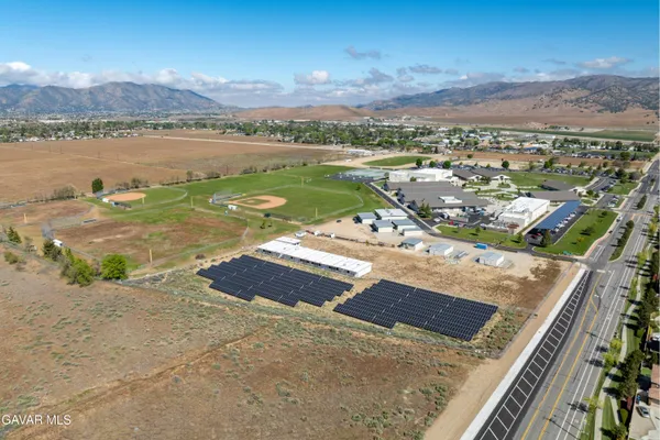 $699,990 | 905 Valerie Lane, Tehachapi, CA 93561