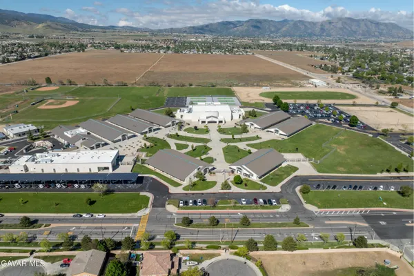$699,990 | 905 Valerie Lane, Tehachapi, CA 93561