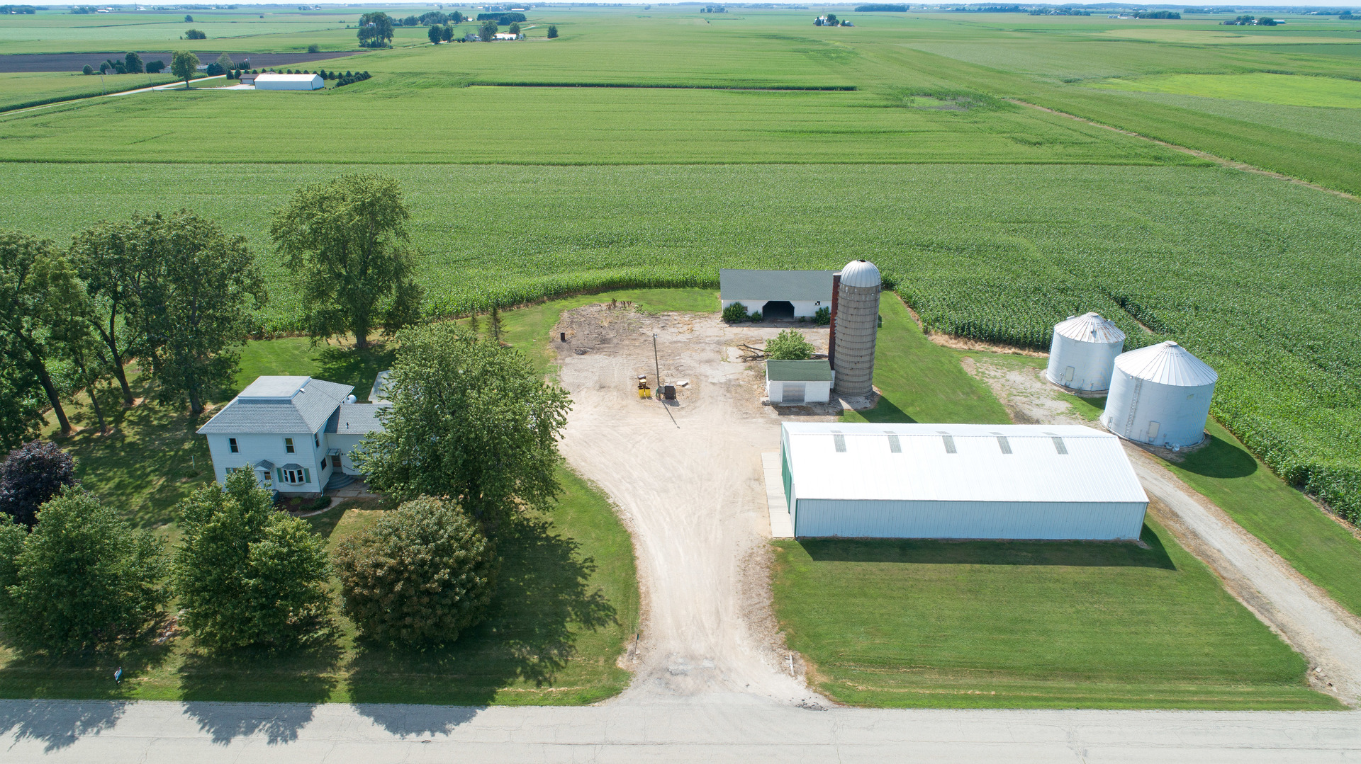 10909 Payne Road Marengo, IL 60152 - Photo 30 of 44 an aerial view of a house with a yard