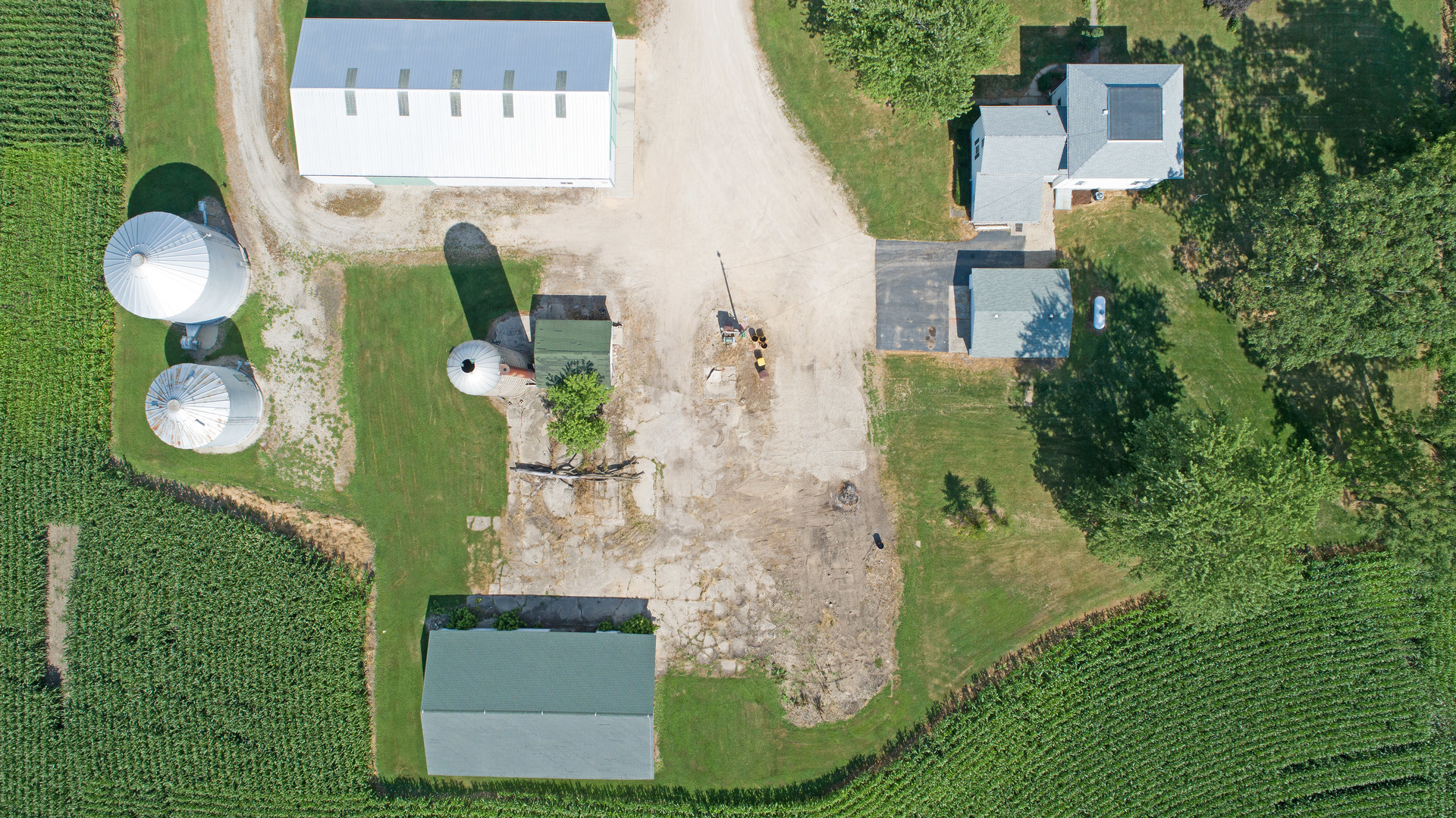 10909 Payne Road Marengo, IL 60152 - Photo 34 of 44 an aerial view of a house